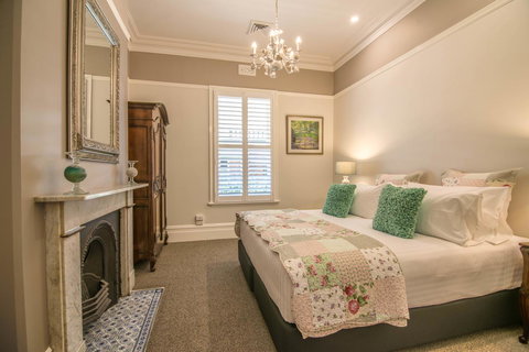 De Russie Boutique Hotel - Tourism Caloundra 40