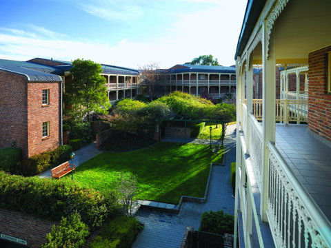 Adina Serviced Apartments Canberra Kingston - Tourism Caloundra 13