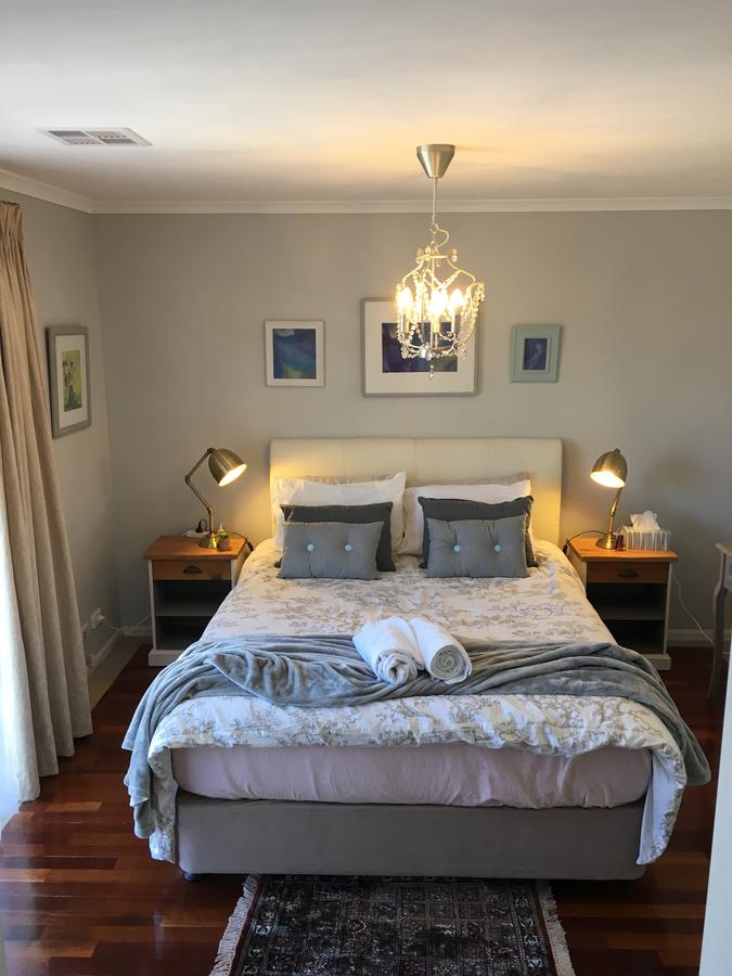 Ngunnawal ACT Tourism Caloundra