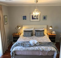 Finches Canberra - Tourism Caloundra