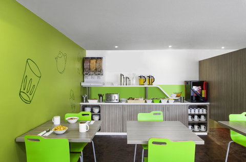 Ibis Budget Canberra - Tourism Caloundra 12