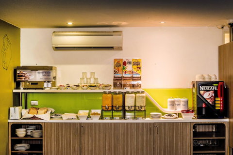 Ibis Budget Canberra - Tourism Caloundra 5