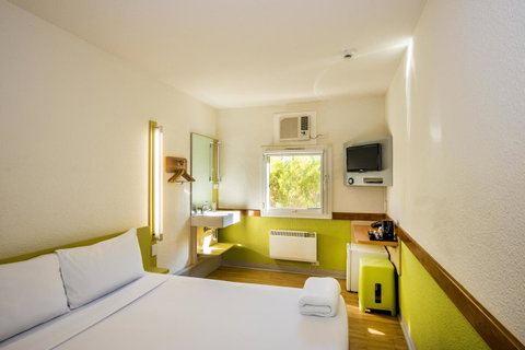 Ibis Budget Canberra - Tourism Caloundra 21
