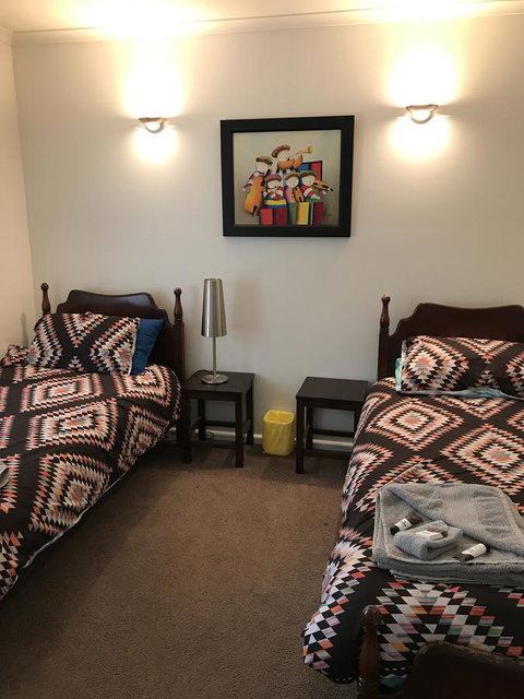 Central Tranquility Heart Of Orange - Tourism Caloundra 18