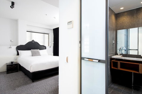 Peppers Gallery Hotel - Tourism Caloundra 36