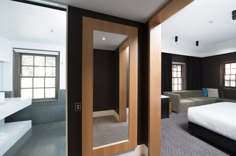 Peppers Gallery Hotel - Tourism Caloundra 44