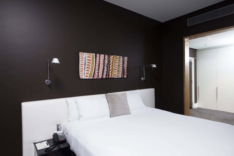 Peppers Gallery Hotel - Tourism Caloundra 11