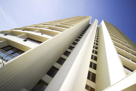 BreakFree Capital Tower Apartments - Tourism Caloundra 5
