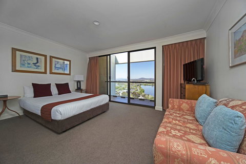 BreakFree Capital Tower Apartments - Tourism Caloundra 34