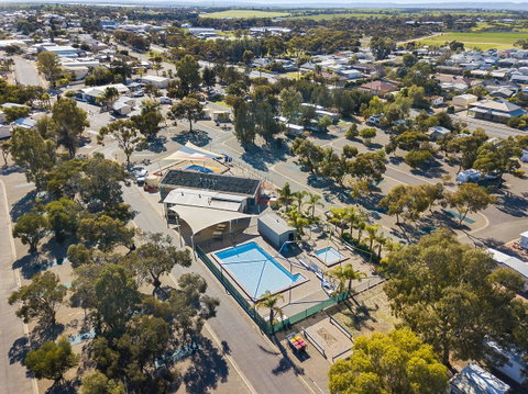 Port Broughton Tourist Park - Tourism Caloundra 9