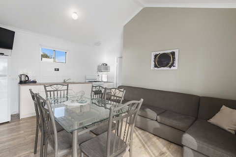 Port Broughton Tourist Park - Tourism Caloundra 41