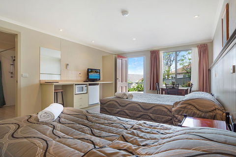 Heritage House Motel & Units - Tourism Caloundra 7