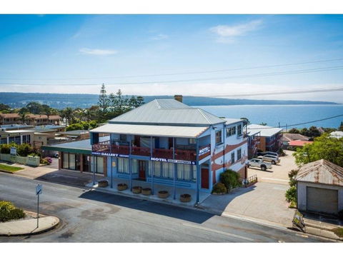 Heritage House Motel & Units - Tourism Caloundra 22