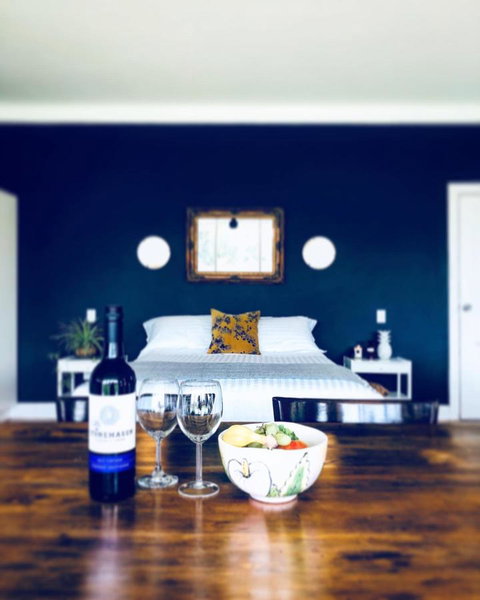 The Lake House Retreat - Tourism Caloundra 27