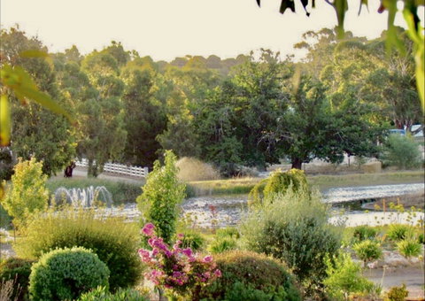 The Lake House Retreat - Tourism Caloundra 20