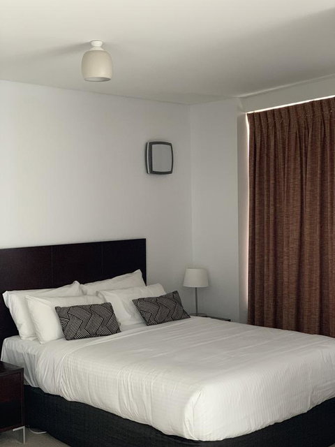 Wallaroo Marina Stayz - Tourism Caloundra 11