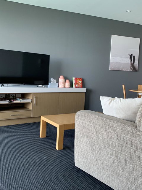 Wallaroo Marina Stayz - Tourism Caloundra 17