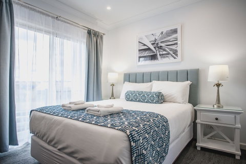 Marina Hotel - Tourism Caloundra 6