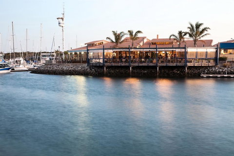 Marina Hotel - Tourism Caloundra 0