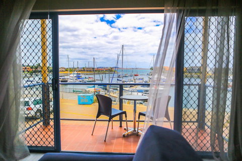 Marina Hotel - Tourism Caloundra 29