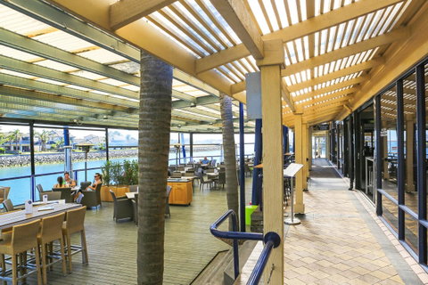 Marina Hotel - Tourism Caloundra 44