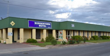 Book Bordertown Accommodation Tourism Caloundra Tourism Caloundra