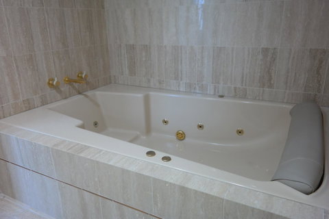 Pacific Bay Resort - Tourism Caloundra 23