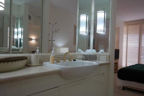 Pacific Bay Resort - Tourism Caloundra 17