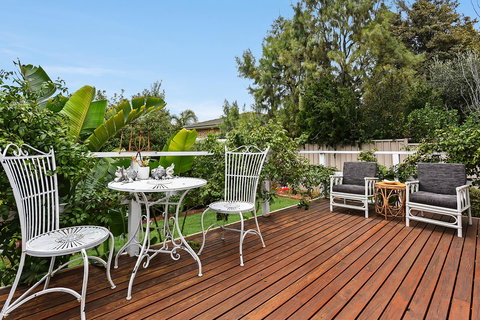 Ainslie Roberts Drive Retreat - Tourism Caloundra 9