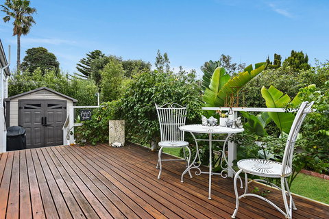 Ainslie Roberts Drive Retreat - Tourism Caloundra 8