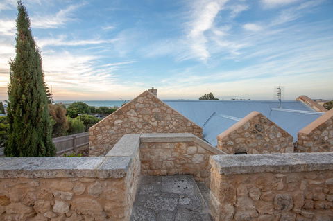 Lucy's Cottage - Tourism Caloundra 20