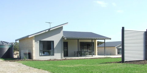 Jalilla Village - Tourism Caloundra 0