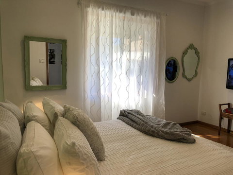 Jack\'s House 2 B&B In Mill Street - Tourism Caloundra 6