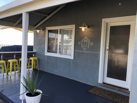 Jack\'s House 2 B&B In Mill Street - Tourism Caloundra 1