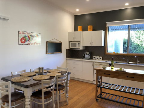 Jack\'s House 2 B&B In Mill Street - Tourism Caloundra 18