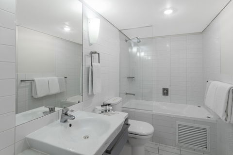 Oaks Adelaide Horizons Suites - Tourism Caloundra 4
