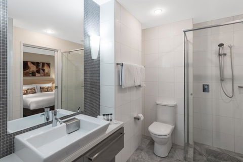 Oaks Adelaide Horizons Suites - Tourism Caloundra 6