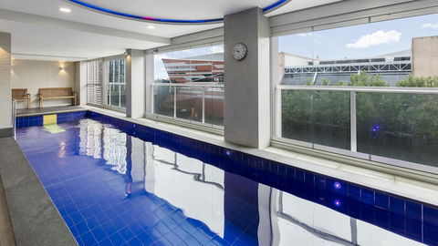 Oaks Adelaide Embassy Suites - Tourism Caloundra 7