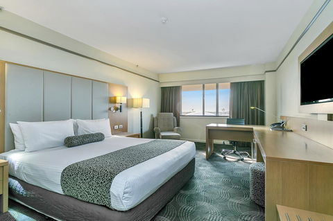 Stamford Plaza Adelaide - Tourism Caloundra 30