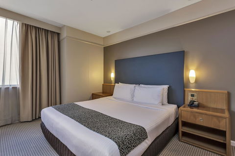 Stamford Plaza Adelaide - Tourism Caloundra 32