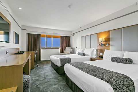 Stamford Plaza Adelaide - Tourism Caloundra 15