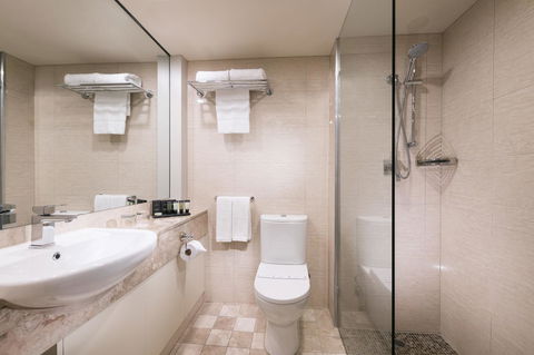 Stamford Plaza Adelaide - Tourism Caloundra 18