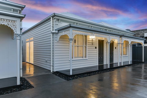 Aloha Central Luxury Apartments - Tourism Caloundra 21