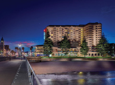 Stamford Grand Adelaide - Tourism Caloundra 7