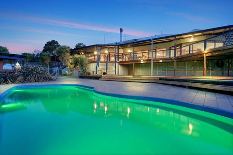Doyles On The Bay - Tourism Caloundra 7