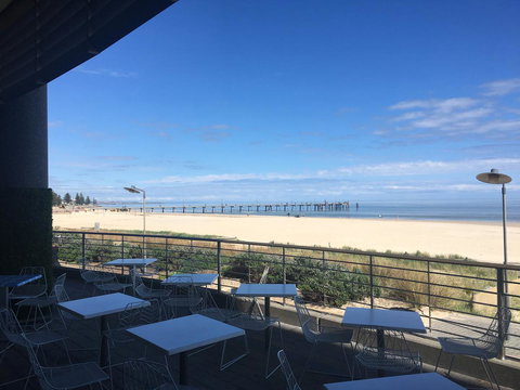 Beachside Luxury Getaway In Glenelg - Tourism Caloundra 19