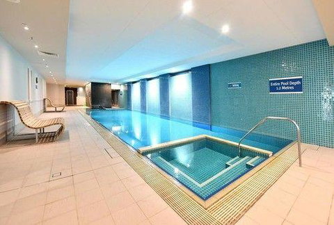 Beachside Luxury Getaway In Glenelg - Tourism Caloundra 6