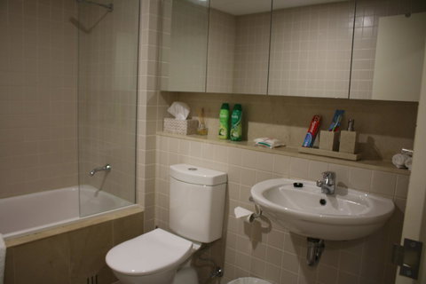 Beachside Luxury Getaway In Glenelg - Tourism Caloundra 11