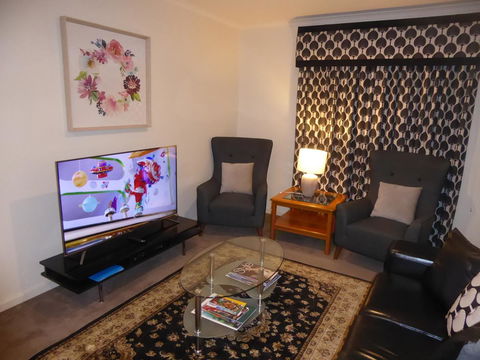Adelaide City Apartment - 3br, 2bath & Carpark - Tourism Caloundra 2