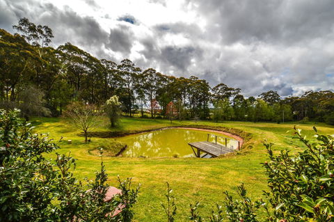 Ghost Hill Road Retreat - Tourism Caloundra 11